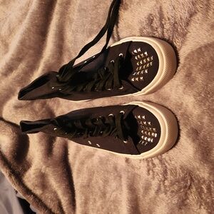 Torrid Black Skull High Top Sneaker Size 8.5